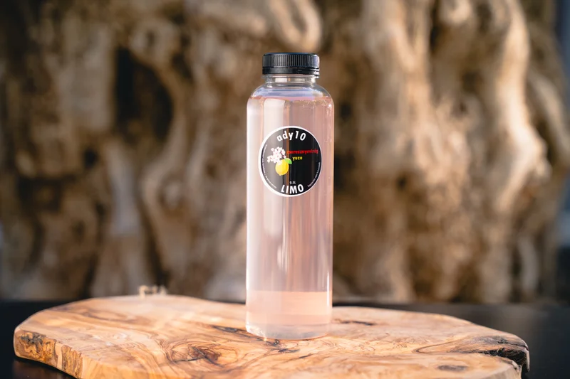 Házi LIMO cseresznyevirág-yuzu 0.5L 1 Házi LIMO cseresznyevirág-yuzu 0.5L